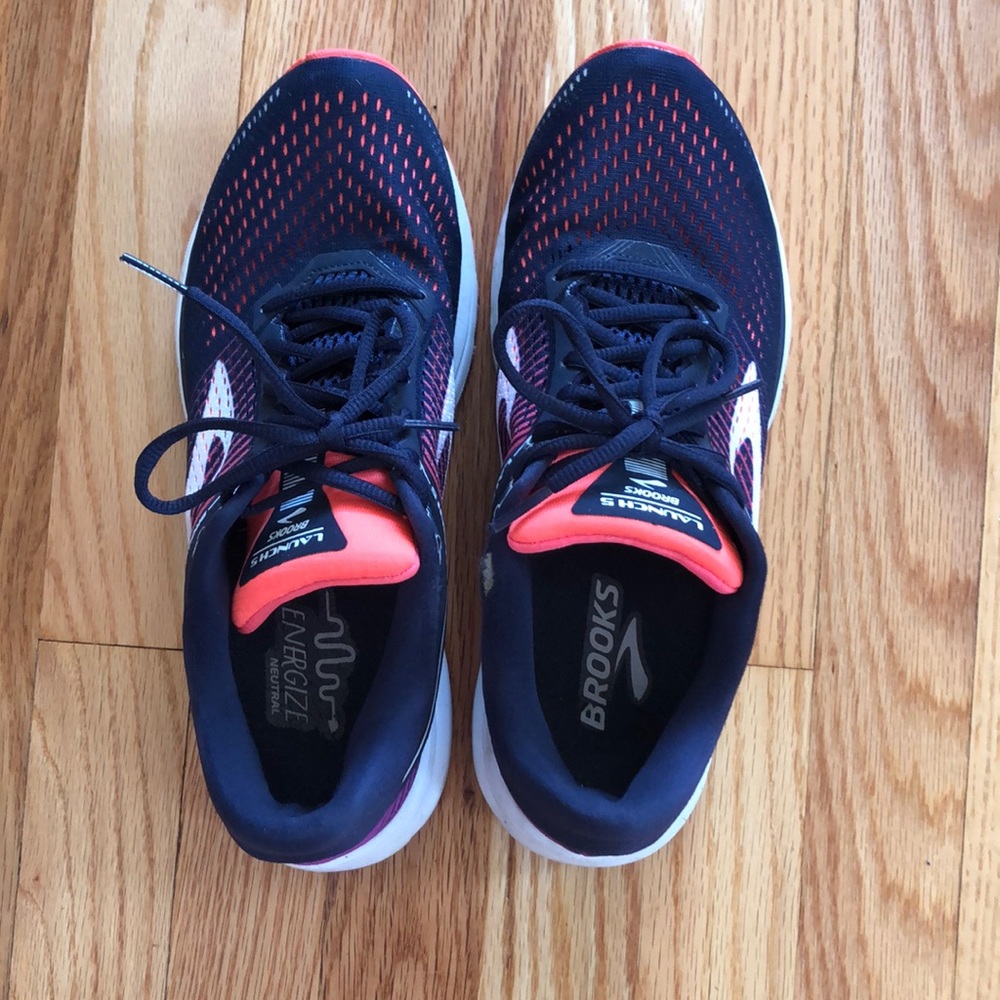 Brooks Launch 5